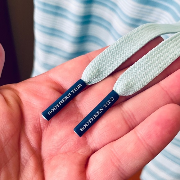 Southern Tide premium swim trunks pockets 6” inseam above knee SZ L blue stripe - Picture 7 of 12